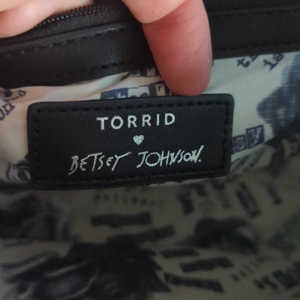 Torrid x Betsy Johnson Crossbody bag. Checkered. Black purse. - Picture 6 of 13